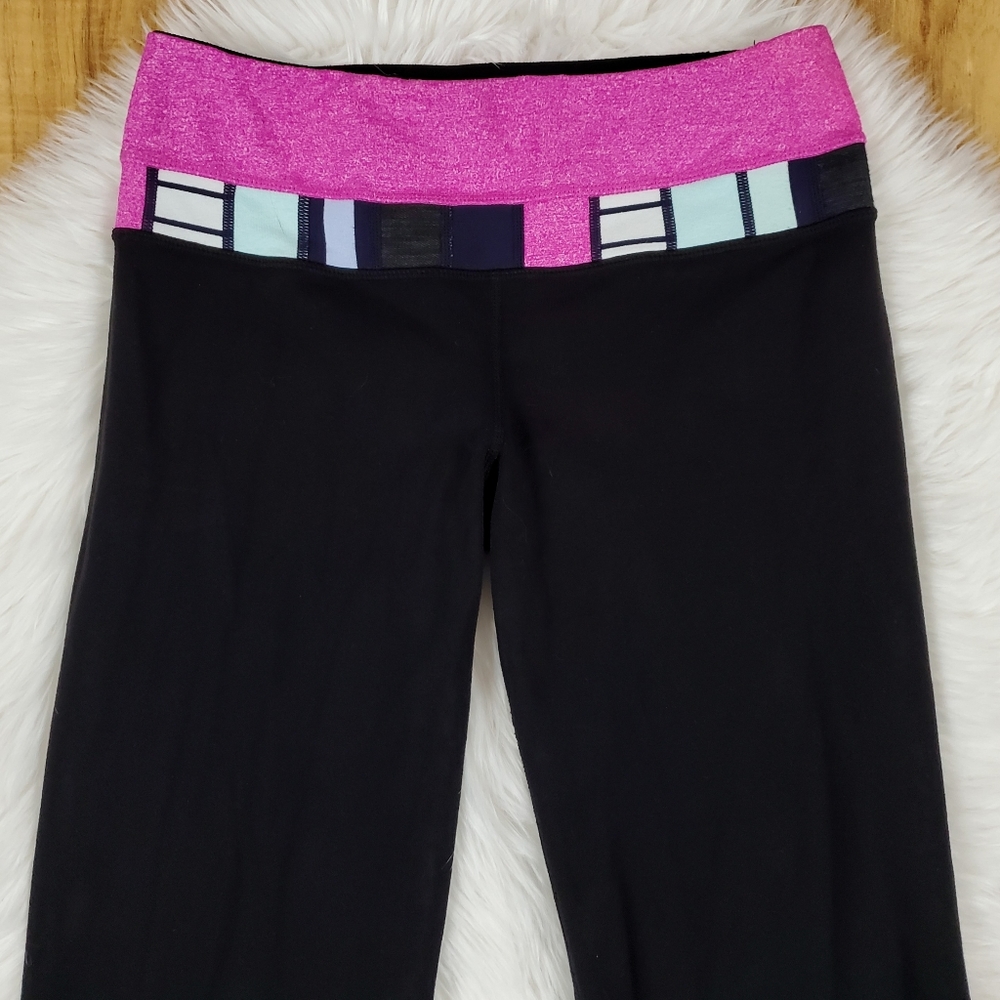 Lululemon Groove Reversible Yoga Pants - Picture 3 of 11